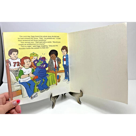 Vtg 1986' 88' My Pet Monster Goes to School Book Children's Plush Cartoon - Picture 7 of 10